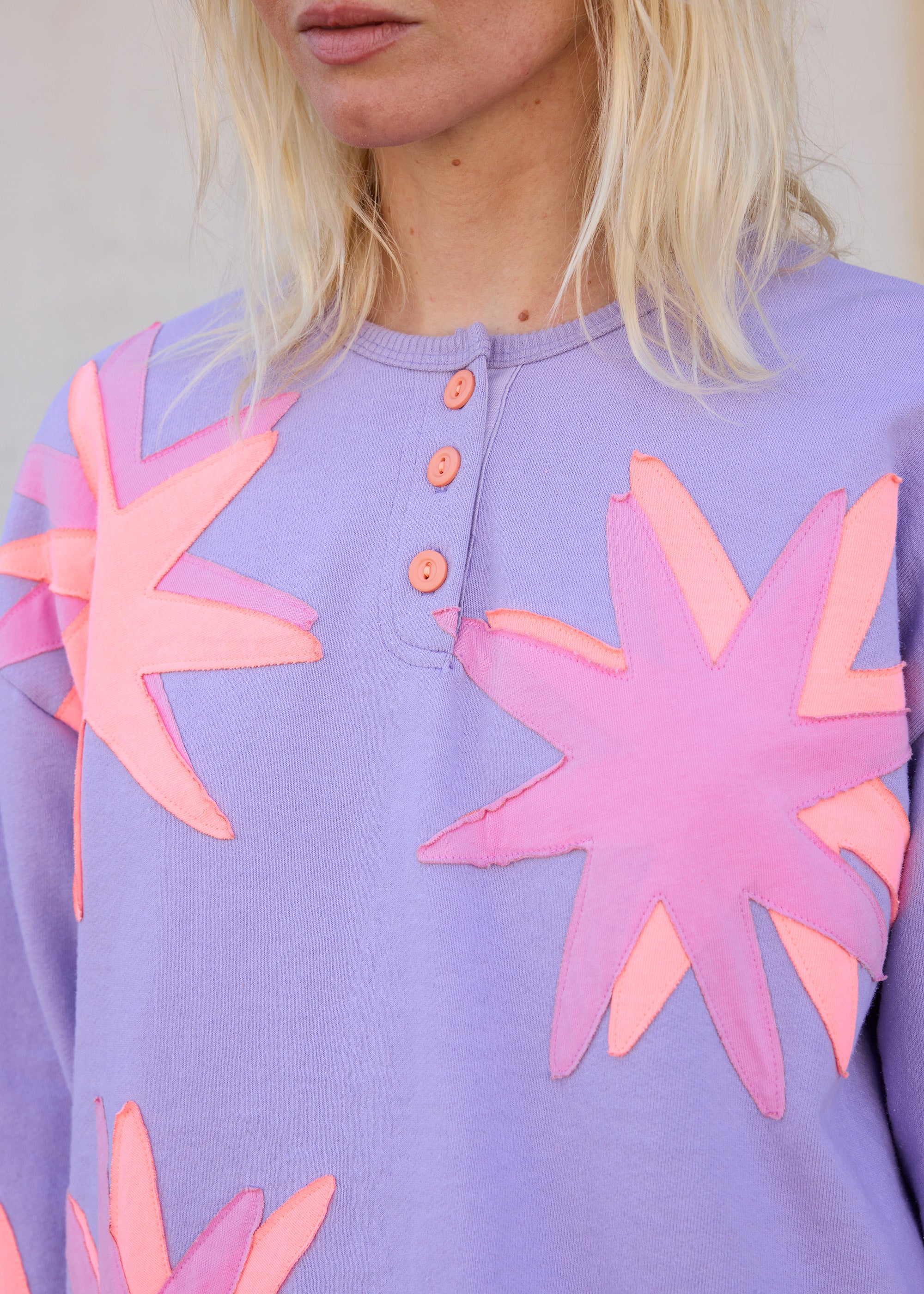 Twinkle Star Appliqué Sweatshirt